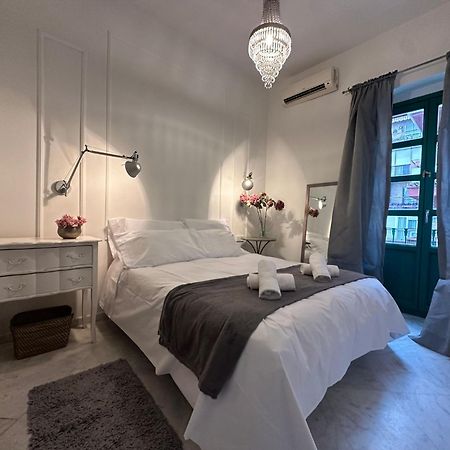La Casa Del Corral Triana Collection Apartment Sevilla Bagian luar foto